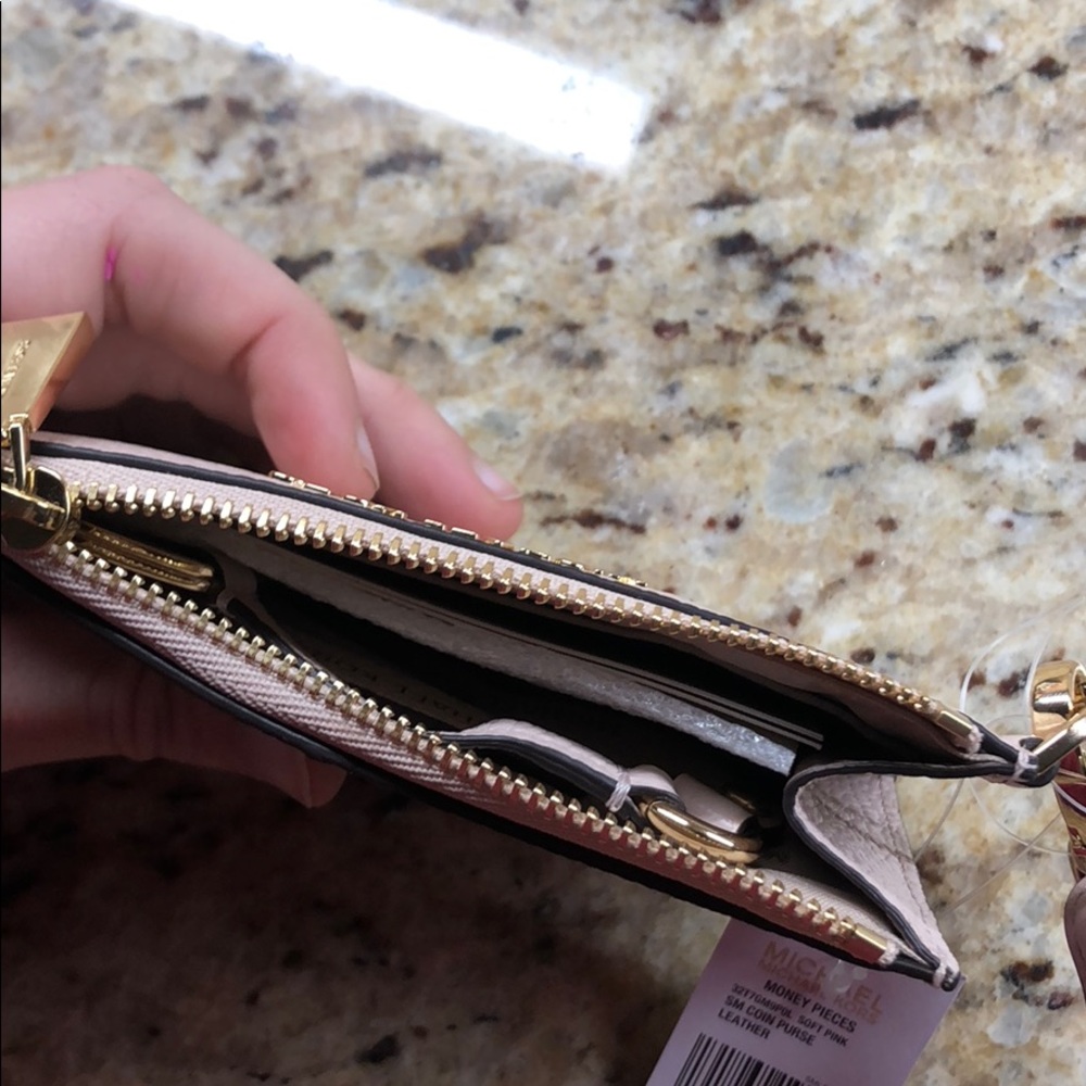 Michael Kors “Money Pieces” Sm Coin Purse Leather - Picture 4 of 4